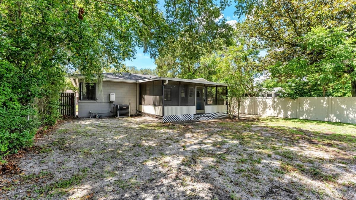1032 PALMETTO STREET — photo 23 of 32
