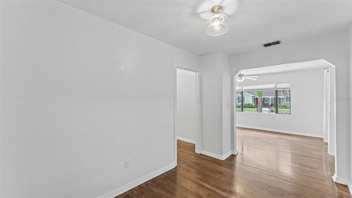 1032 PALMETTO STREET — photo 12 of 32
