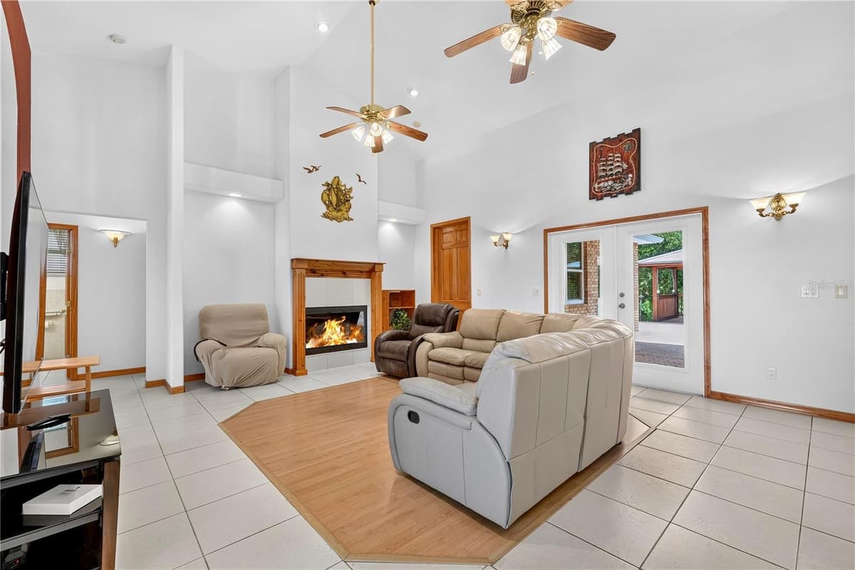 108 GODFREY ROAD — photo 19 of 54