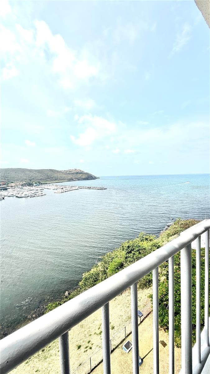 AVE MARINA VIEW DOS MARINAS II — photo 6 of 18