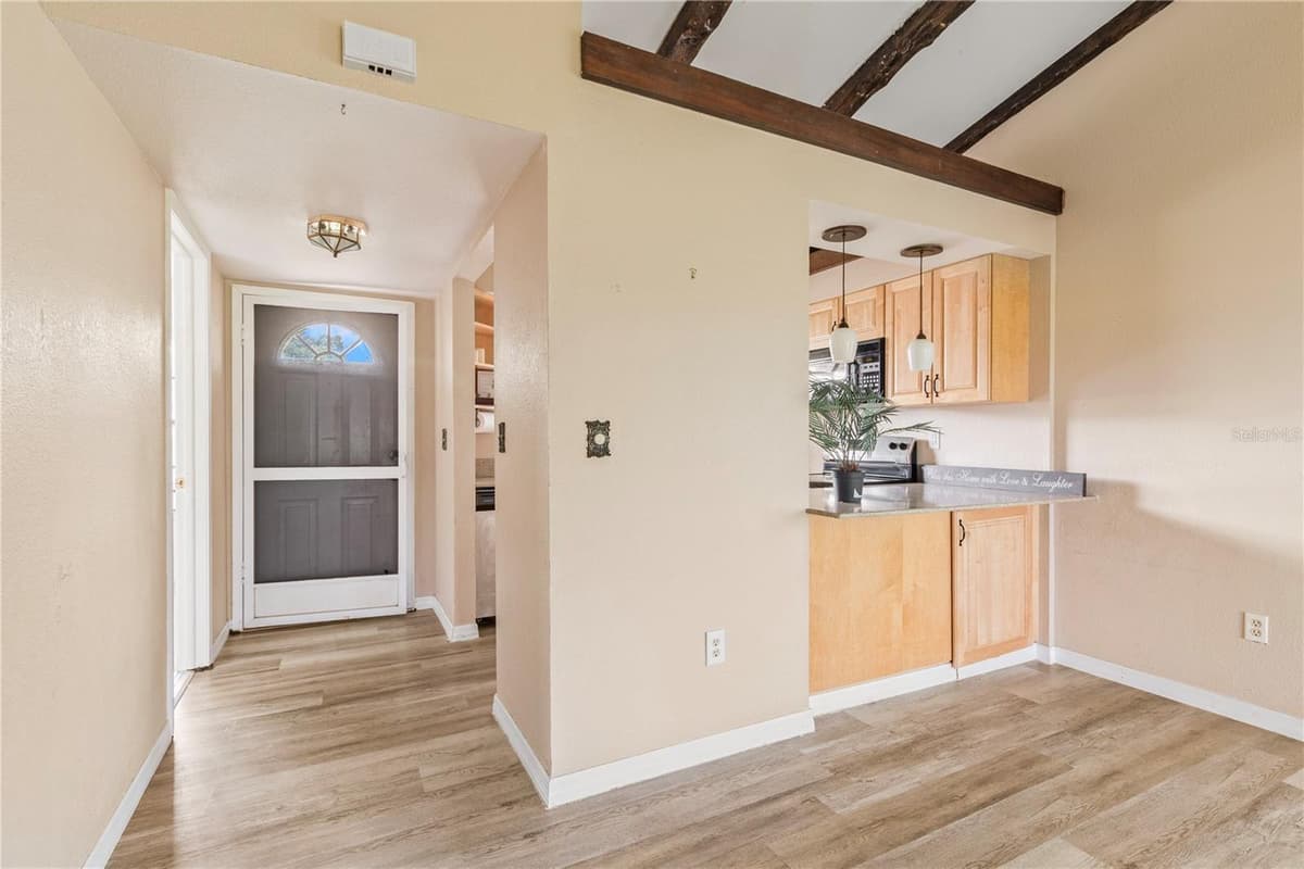 5500 NIBLICK PLACE — photo 7 of 24