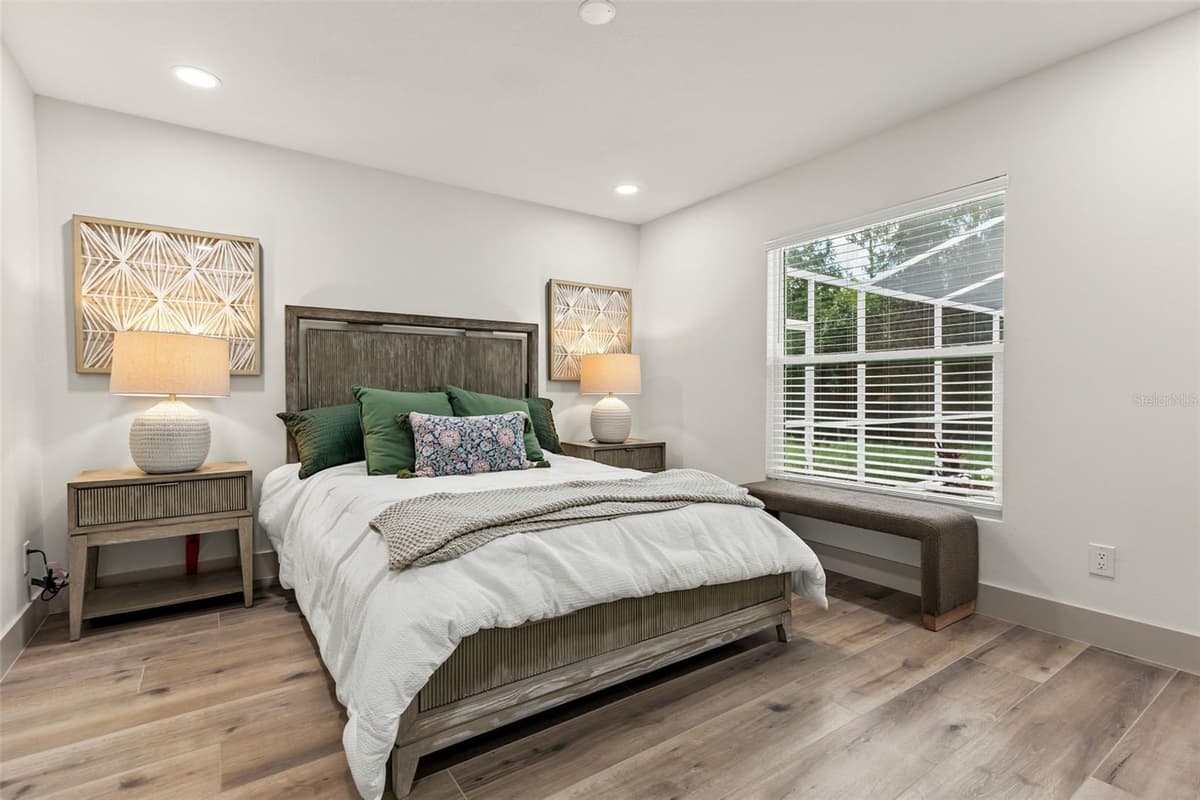 700 PINEWOOD COURT — photo 40 of 53