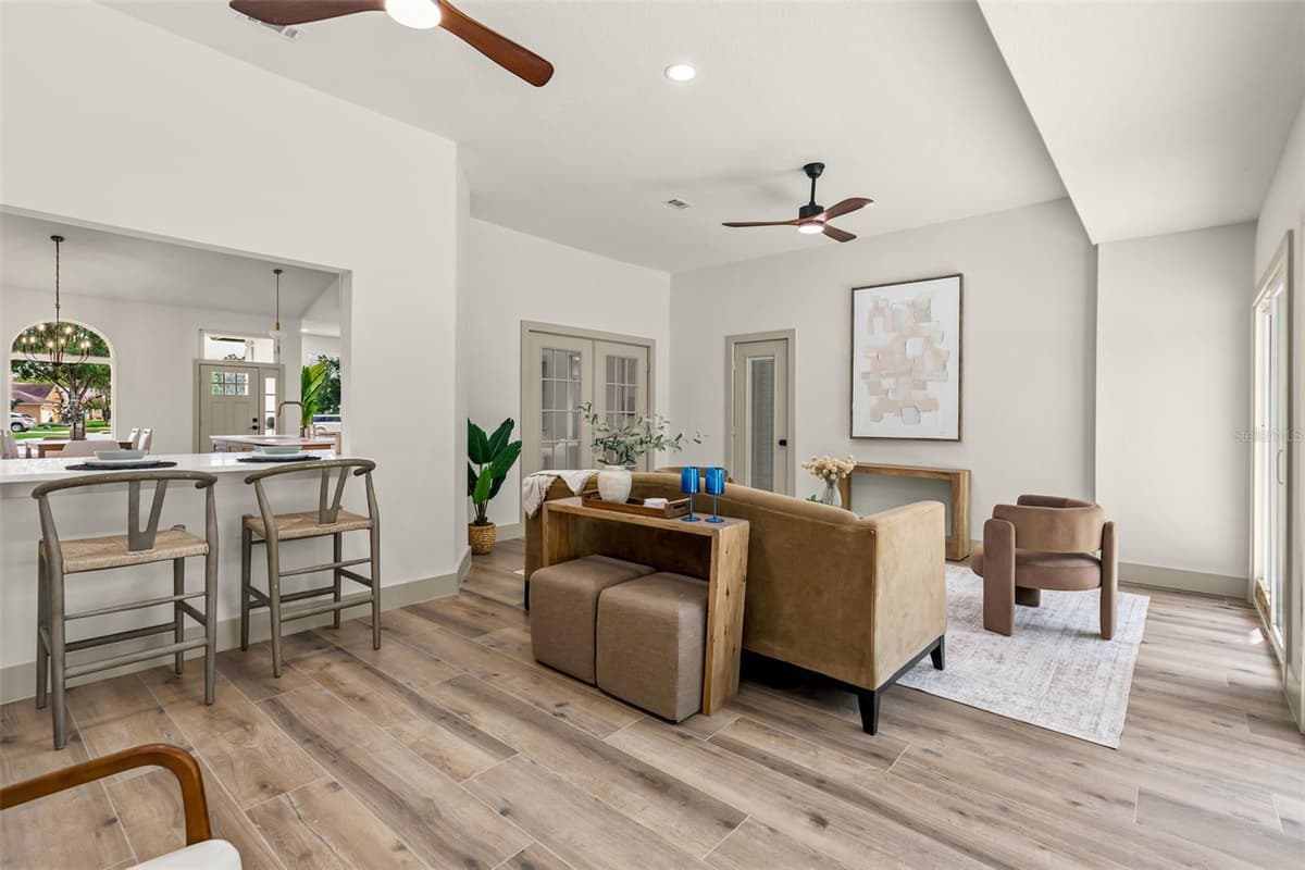 700 PINEWOOD COURT — photo 23 of 53