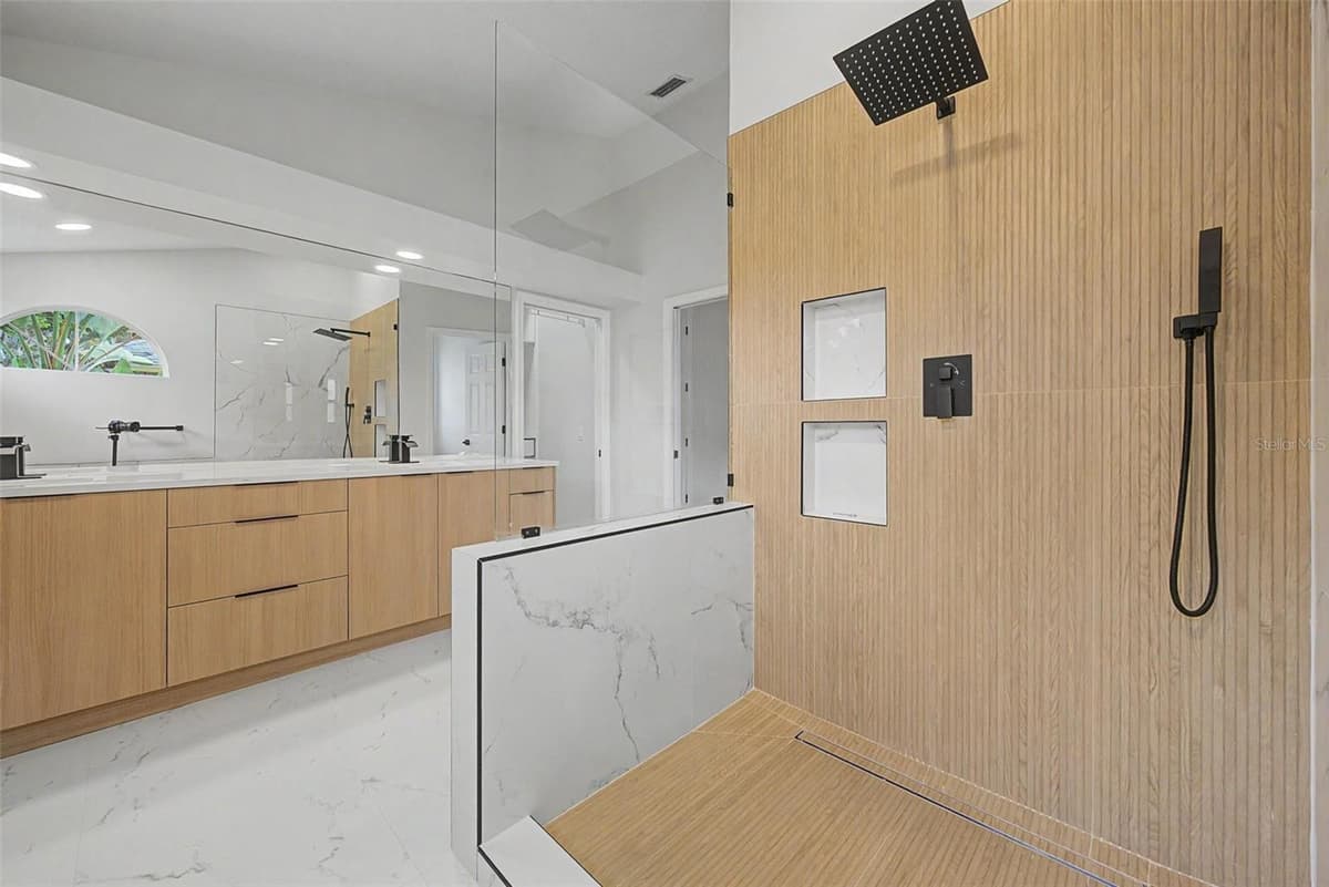 2815 89TH AVENUE — photo 32 of 61