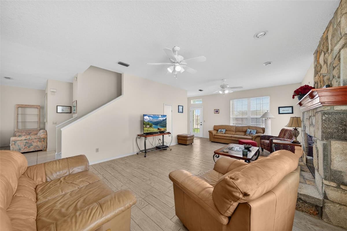 9138 JUNE LANE — photo 15 of 55