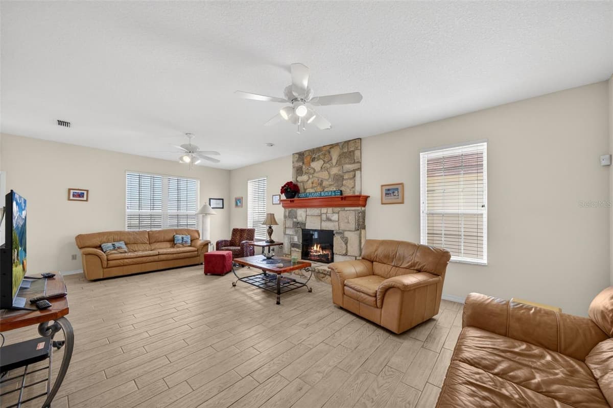 9138 JUNE LANE — photo 17 of 55