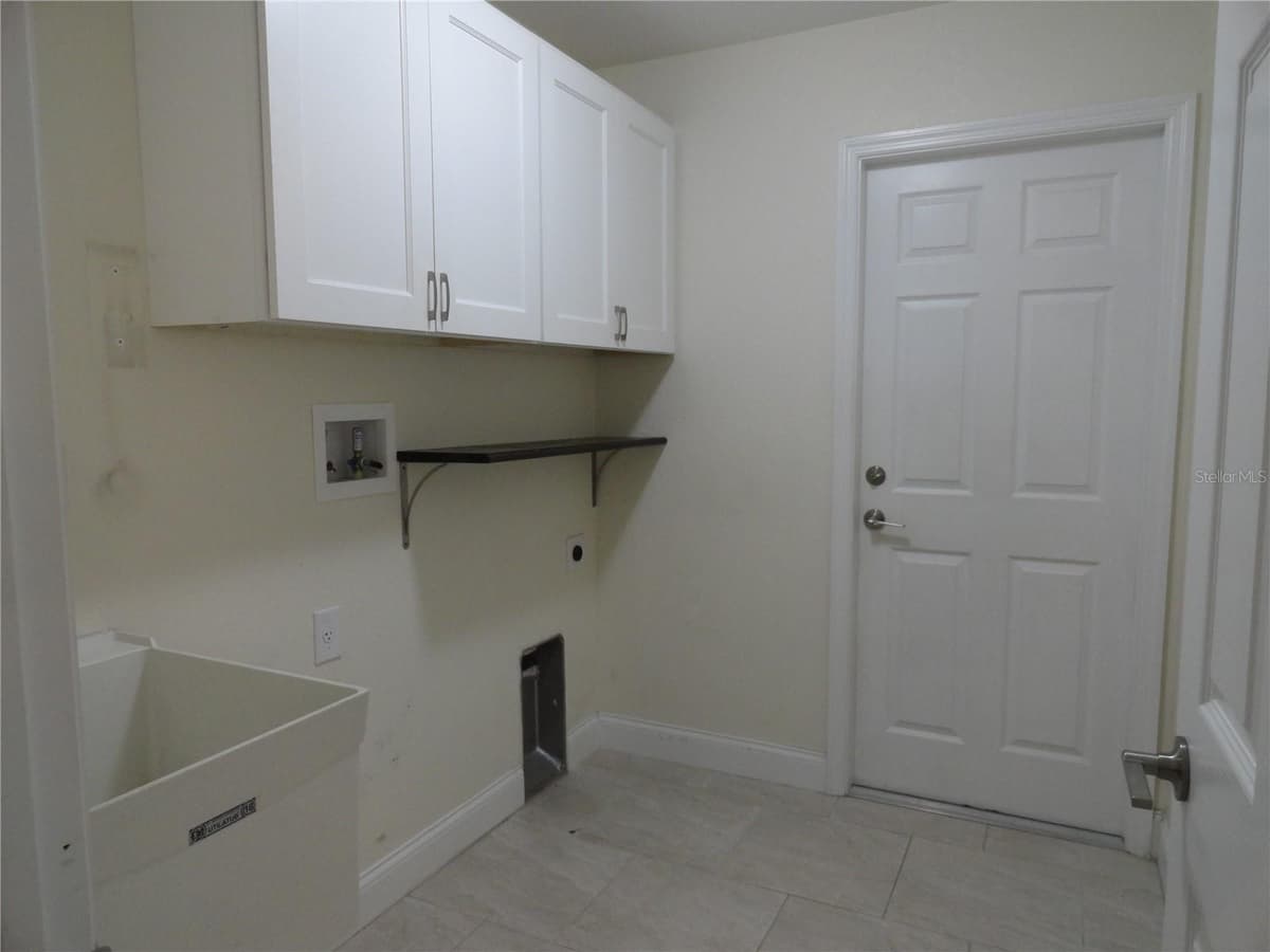 2580 VOGLER LANE — photo 9 of 44