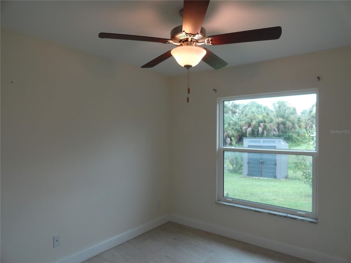 2580 VOGLER LANE — photo 17 of 44