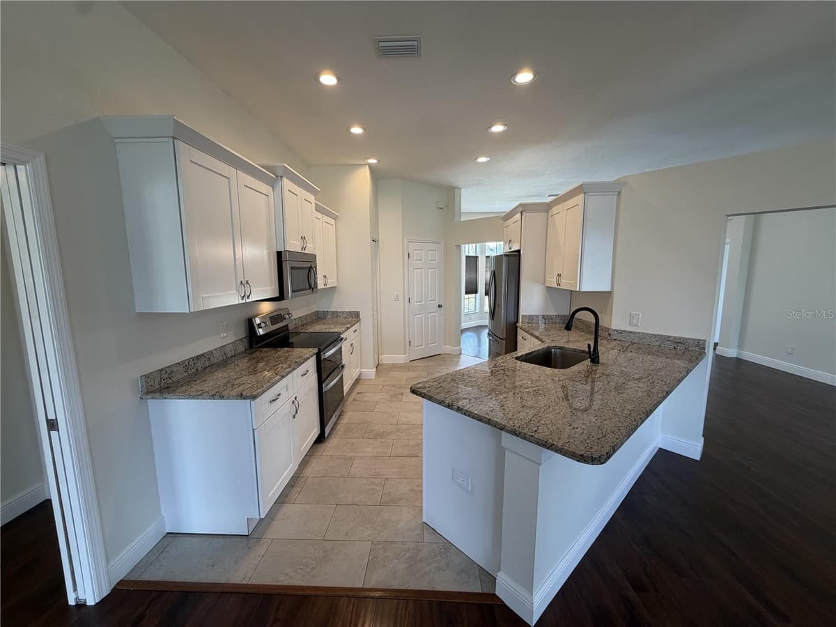 3442 SILVERSTONE COURT — photo 9 of 19