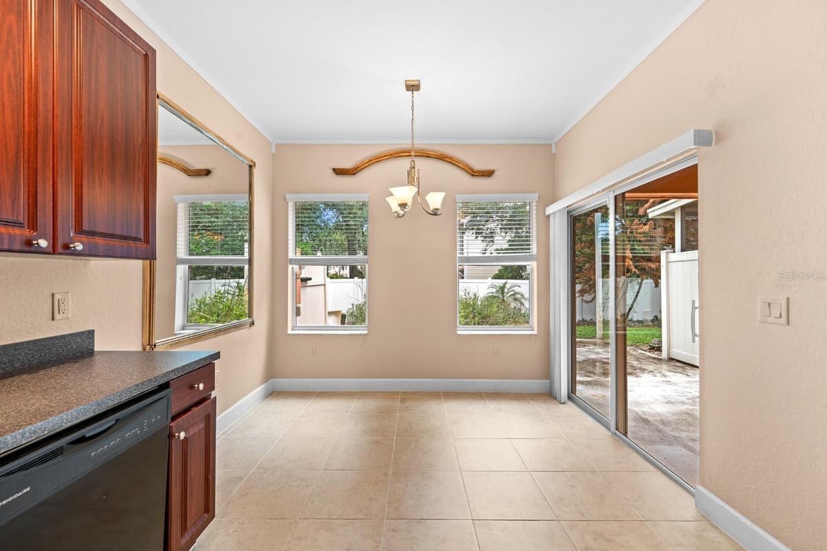 231 ALEXANDER WOODS DRIVE — photo 14 of 31
