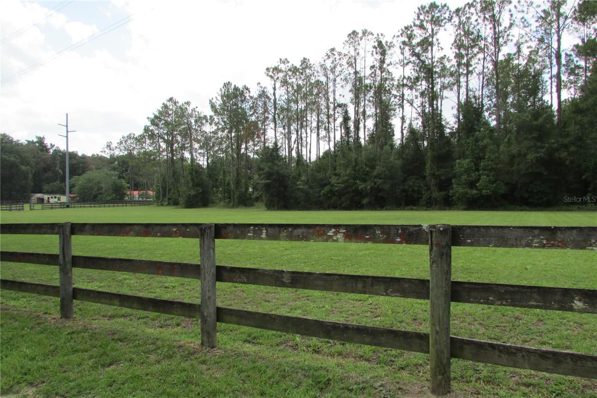 10455 GAINESVILLE ROAD — photo 11 of 51