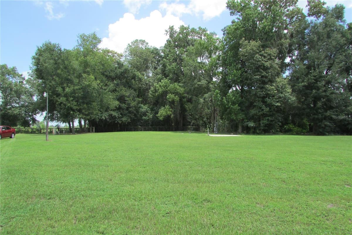 10455 GAINESVILLE ROAD — photo 5 of 51
