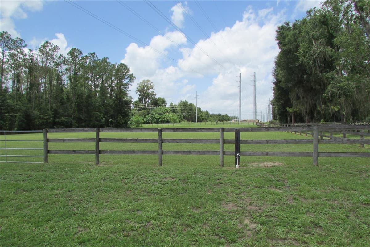 10455 GAINESVILLE ROAD — photo 17 of 51