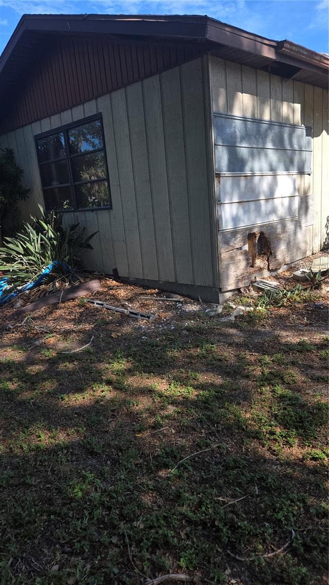 220 MOUNT PLEASANT ROAD — photo 34 of 40