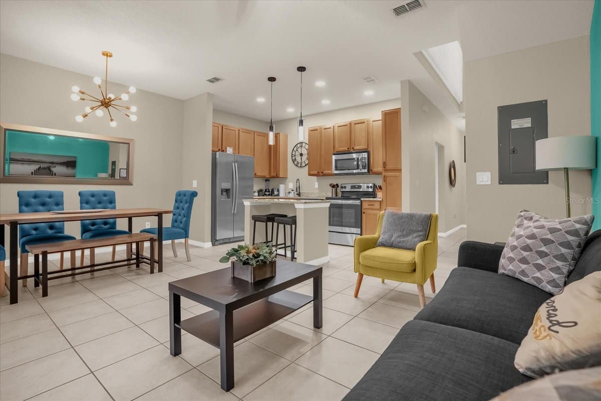 2344 CARAVELLE CIRCLE — photo 12 of 44