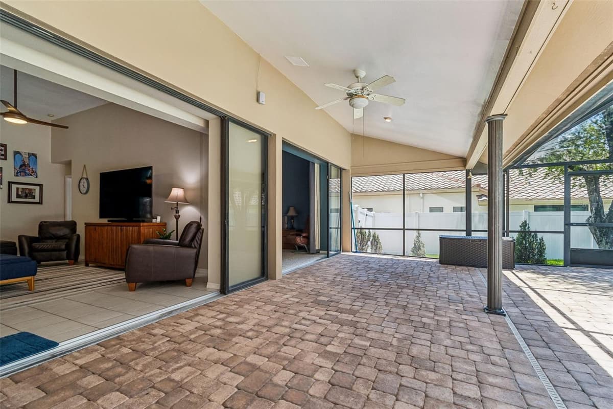 2937 HILLCREEK CIRCLE — photo 33 of 52