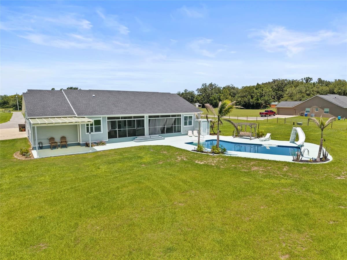 15710 COLDING LOOP — photo 3 of 41
