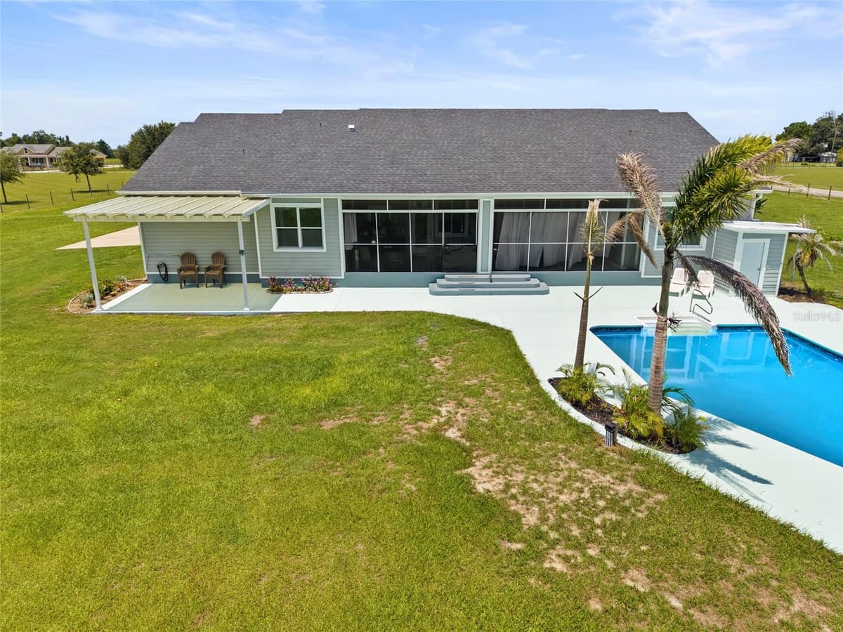 15710 COLDING LOOP — photo 38 of 41