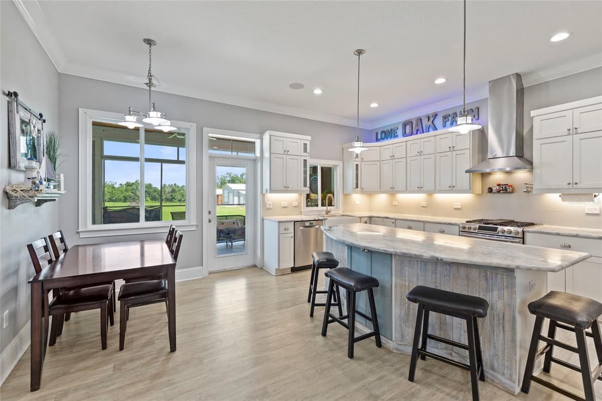 15710 COLDING LOOP — photo 9 of 41