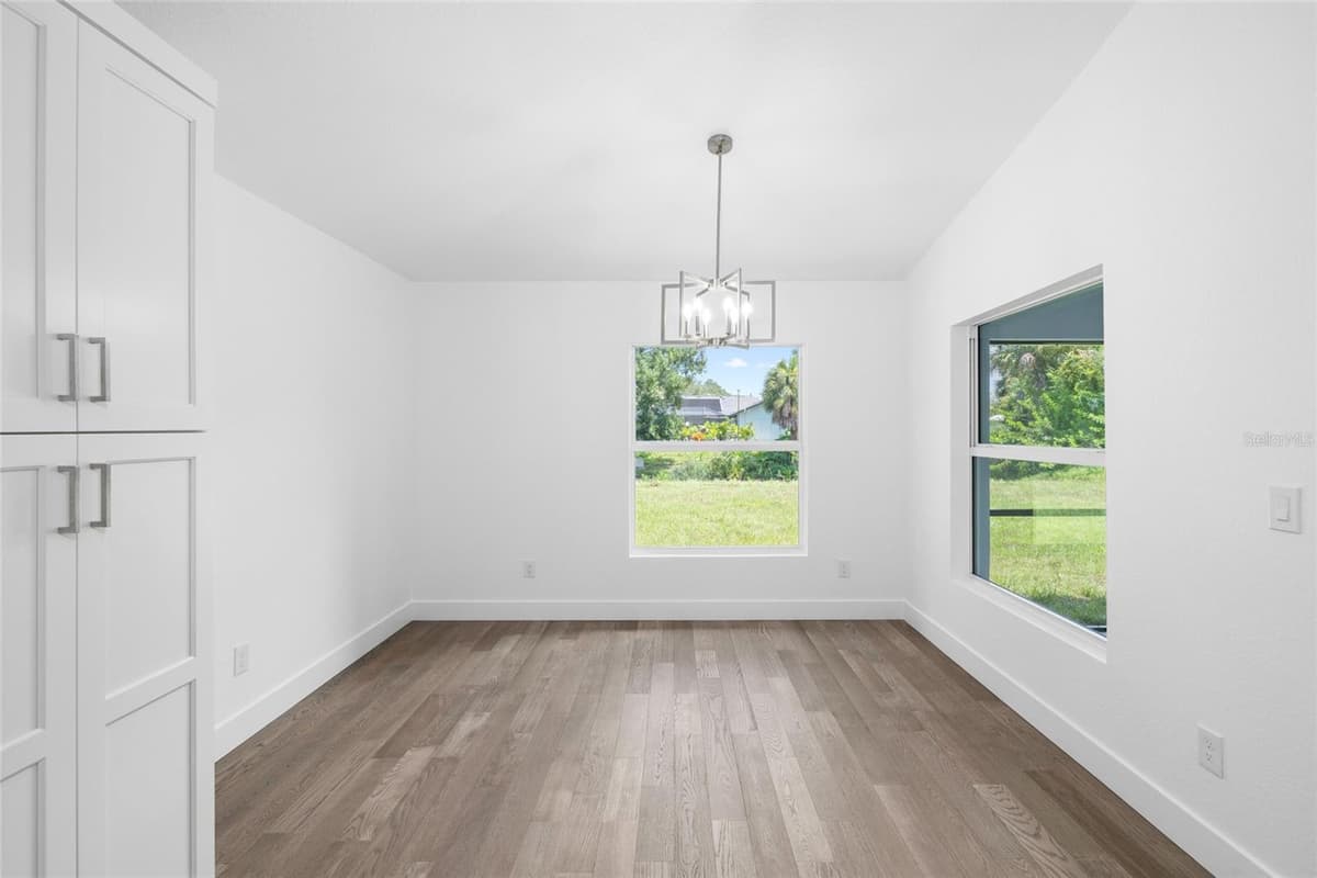 152 ALBATROSS ROAD — photo 16 of 47