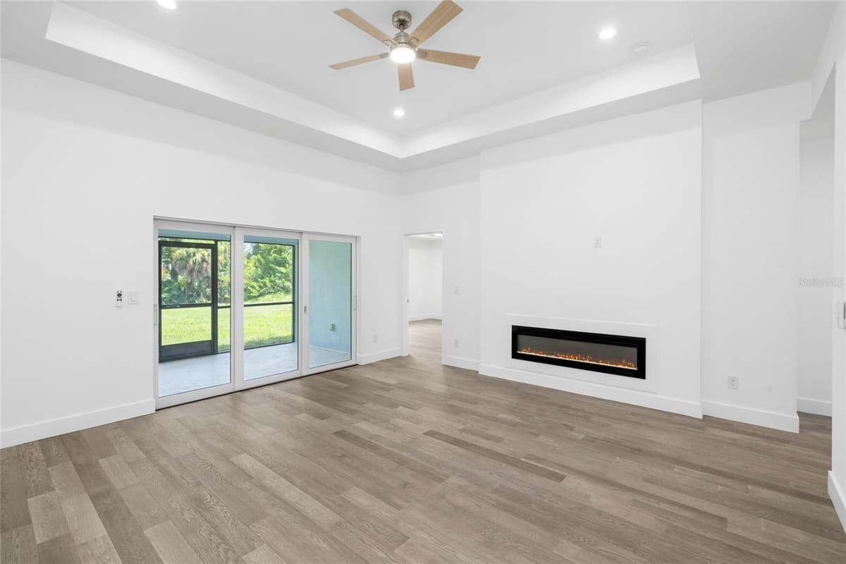 152 ALBATROSS ROAD — photo 10 of 47