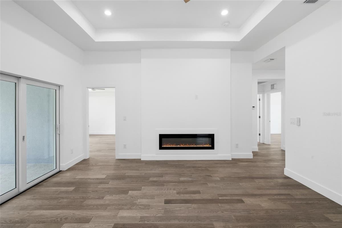 152 ALBATROSS ROAD — photo 11 of 47