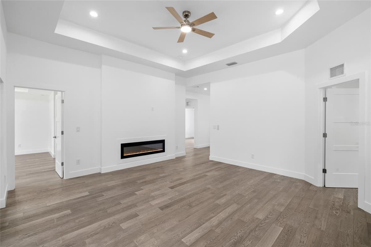 152 ALBATROSS ROAD — photo 12 of 47