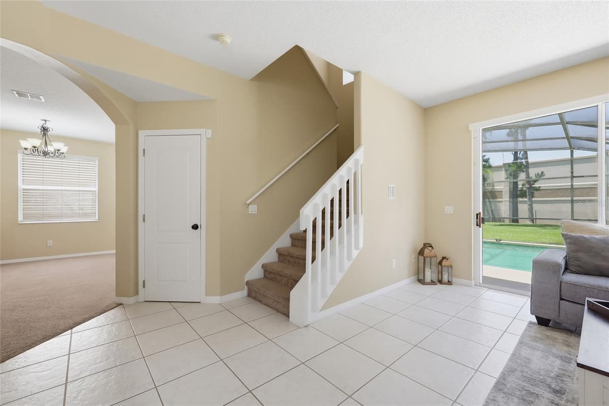 5007 BELLTHORN DRIVE — photo 9 of 34