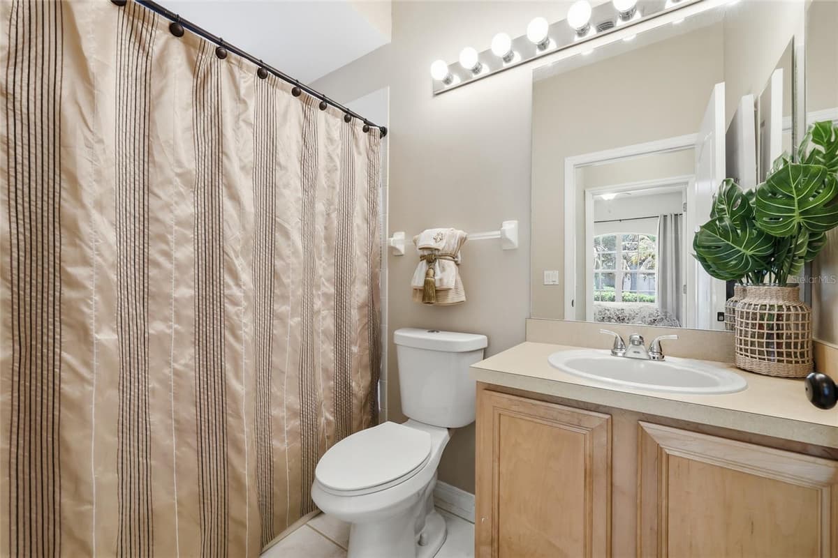 5007 BELLTHORN DRIVE — photo 12 of 34