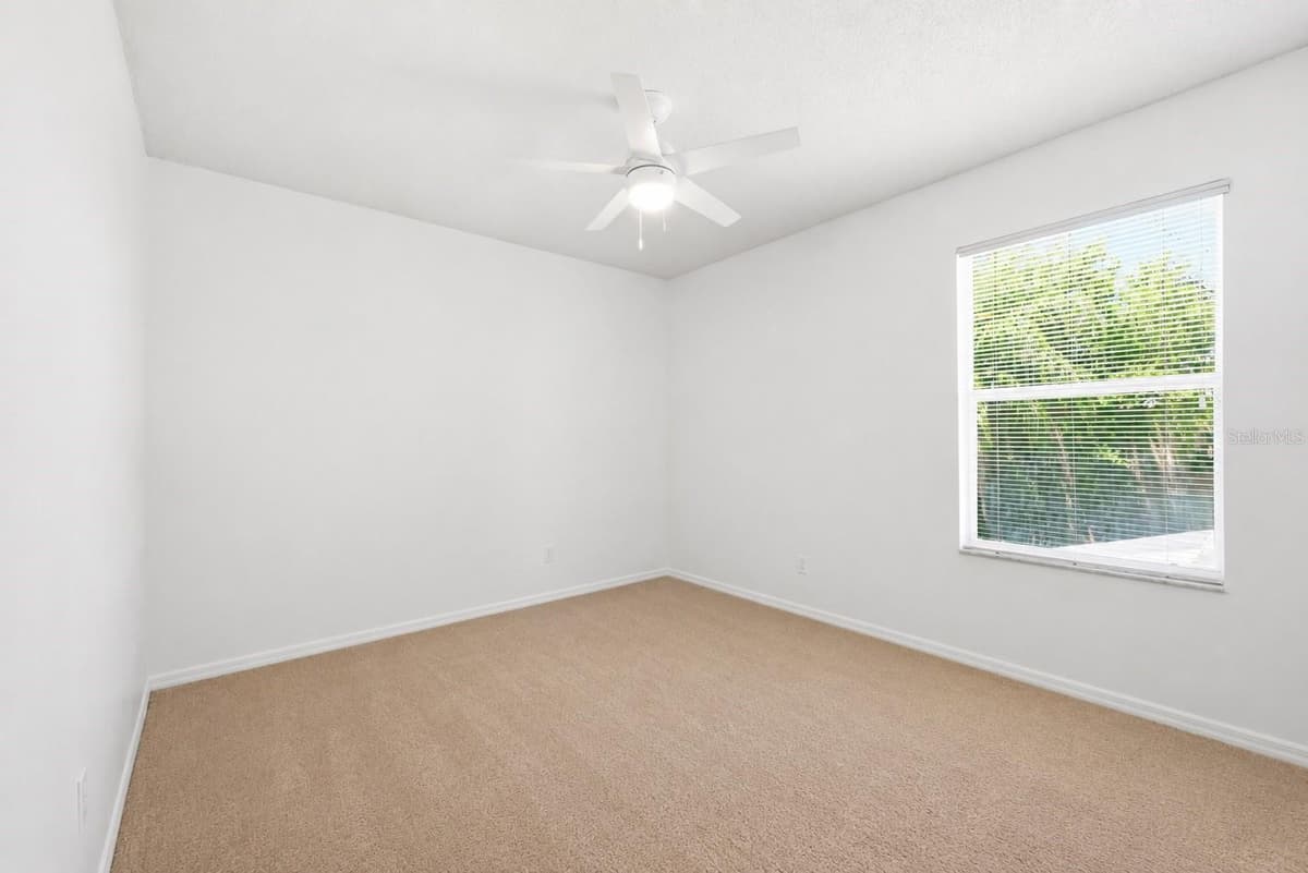 5007 BELLTHORN DRIVE — photo 19 of 34