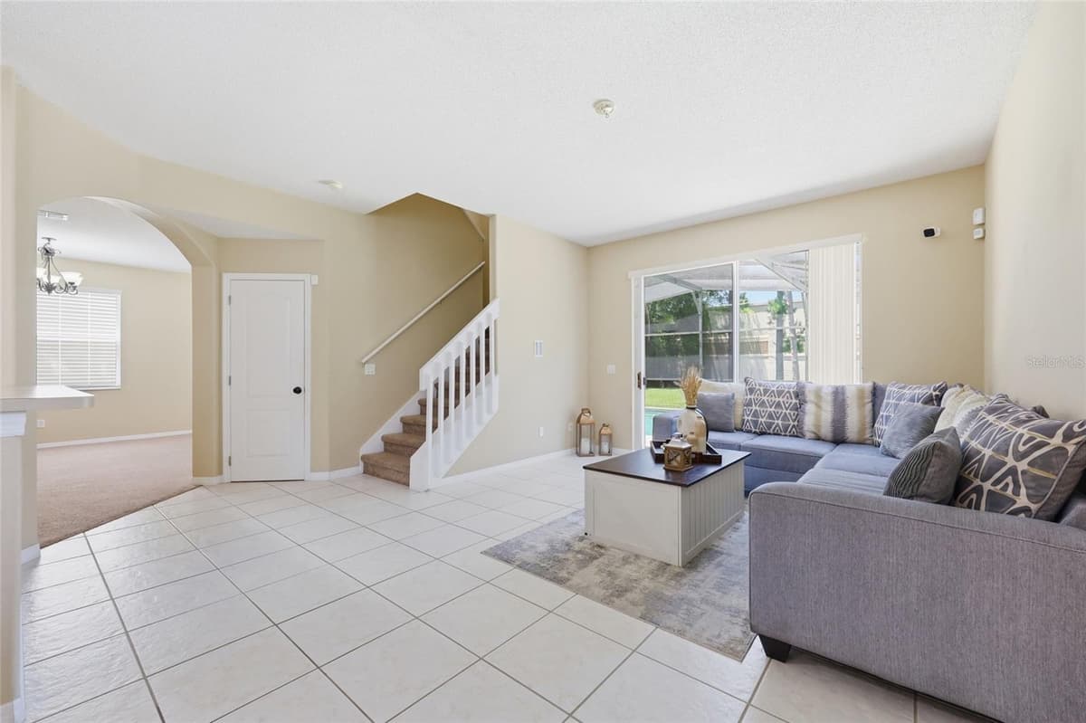 5007 BELLTHORN DRIVE — photo 8 of 34