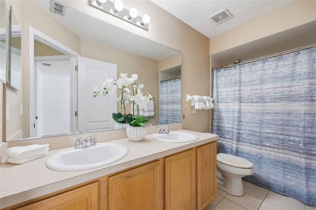 5007 BELLTHORN DRIVE — photo 20 of 34