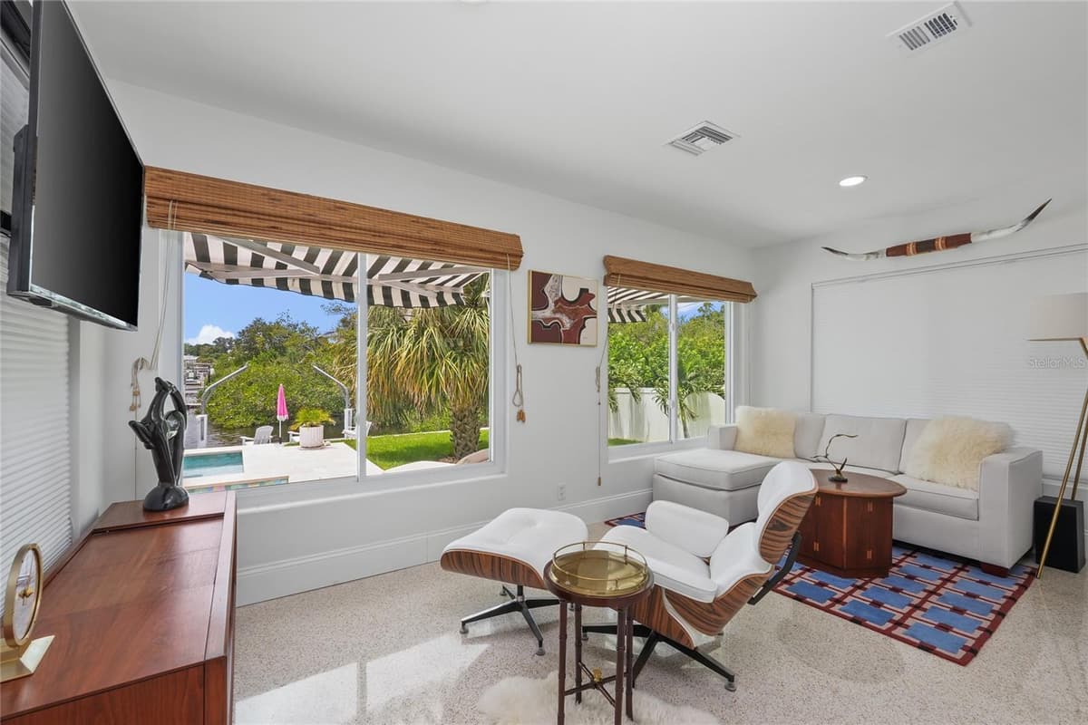223 PINECREST DRIVE — photo 30 of 57