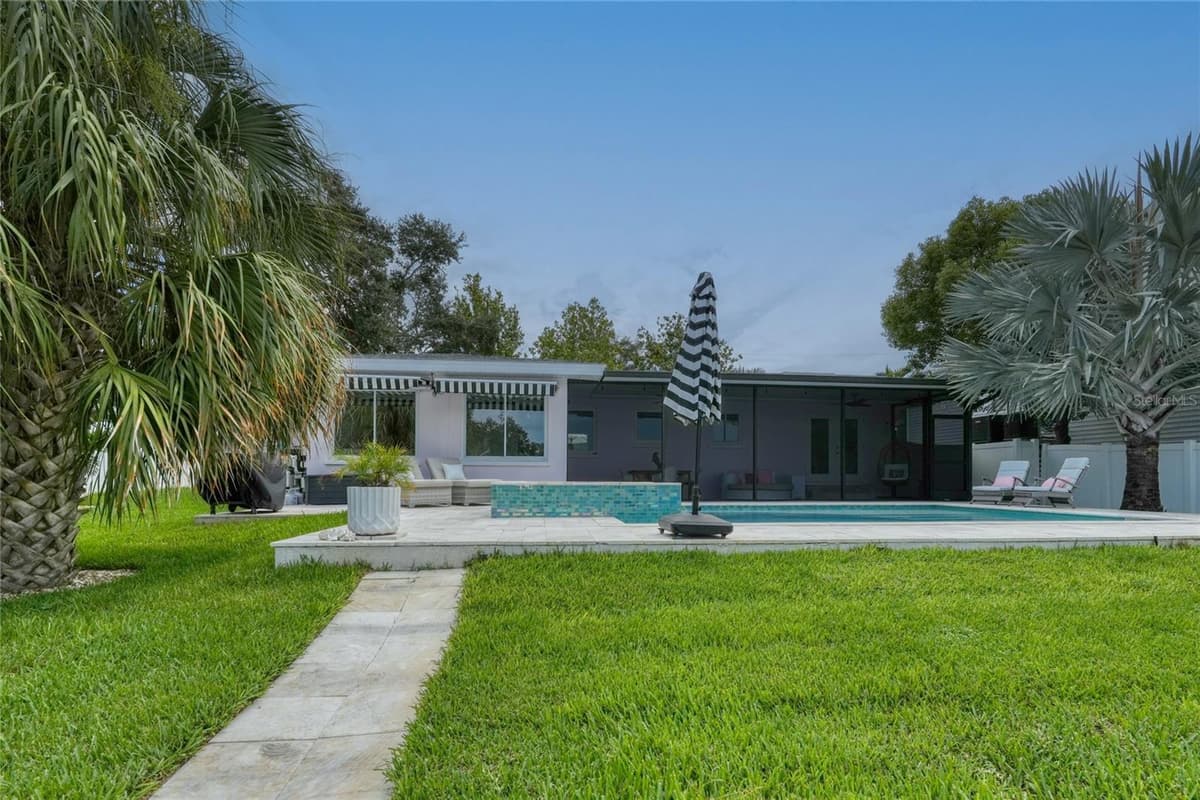 223 PINECREST DRIVE — photo 49 of 57