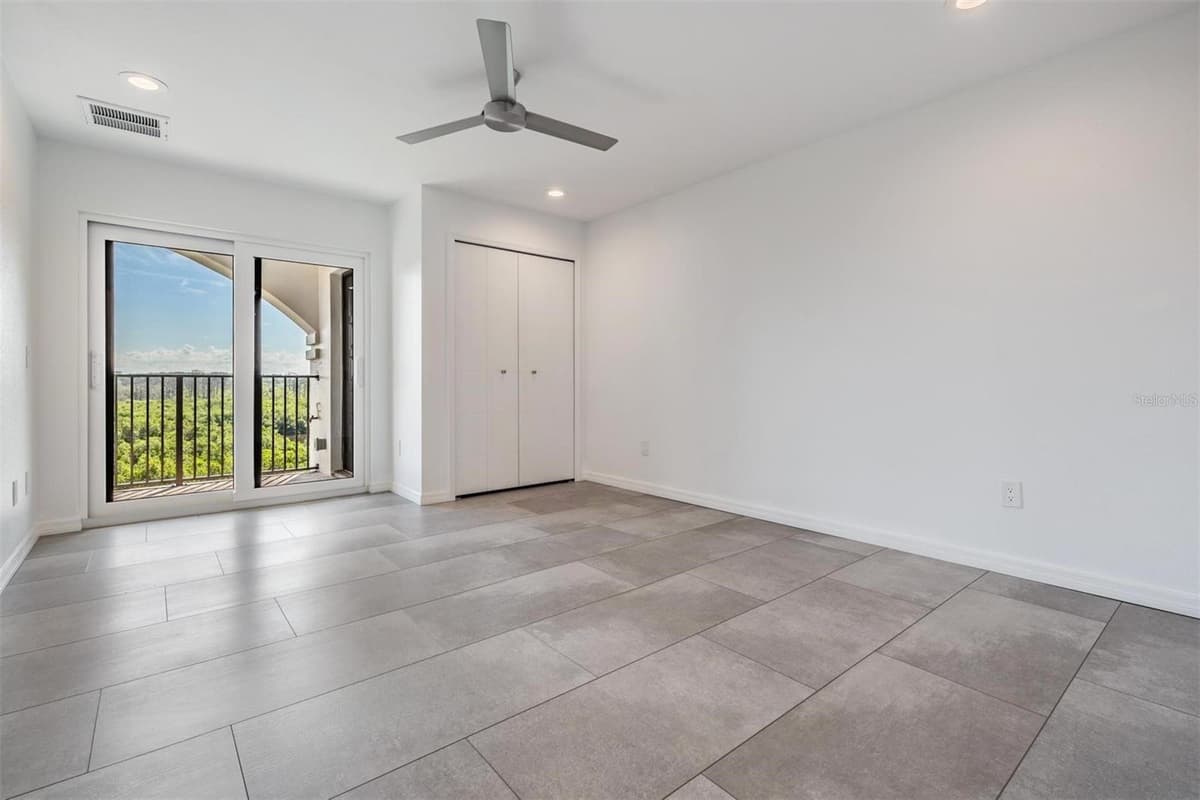 243 MARINER DRIVE — photo 18 of 45