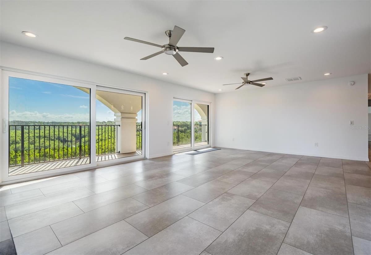 243 MARINER DRIVE — photo 7 of 45