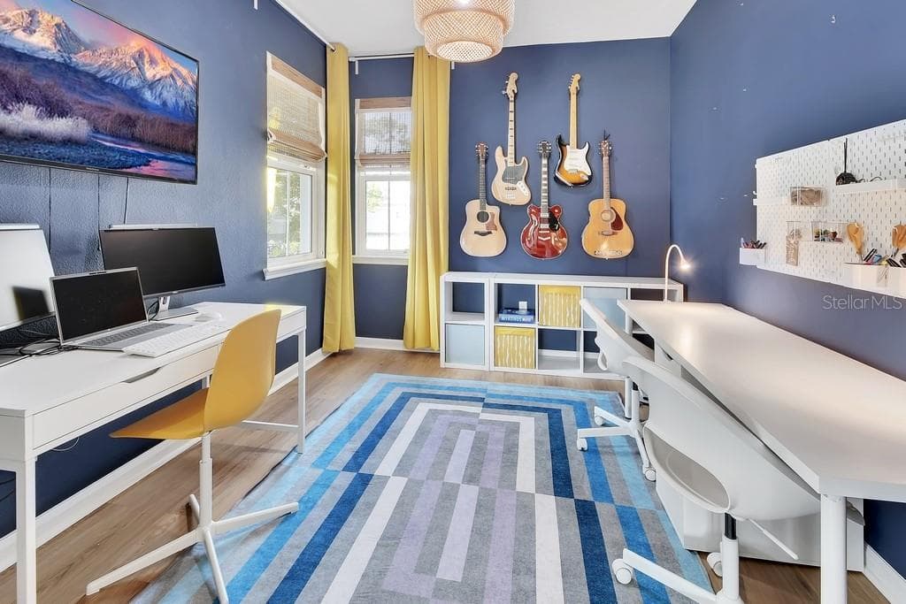 255 NORTHCOTE COURT — photo 11 of 32