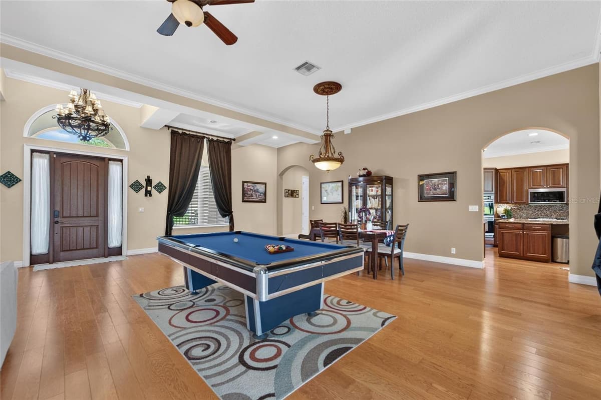 5207 LAKE VENICE DRIVE — photo 9 of 66