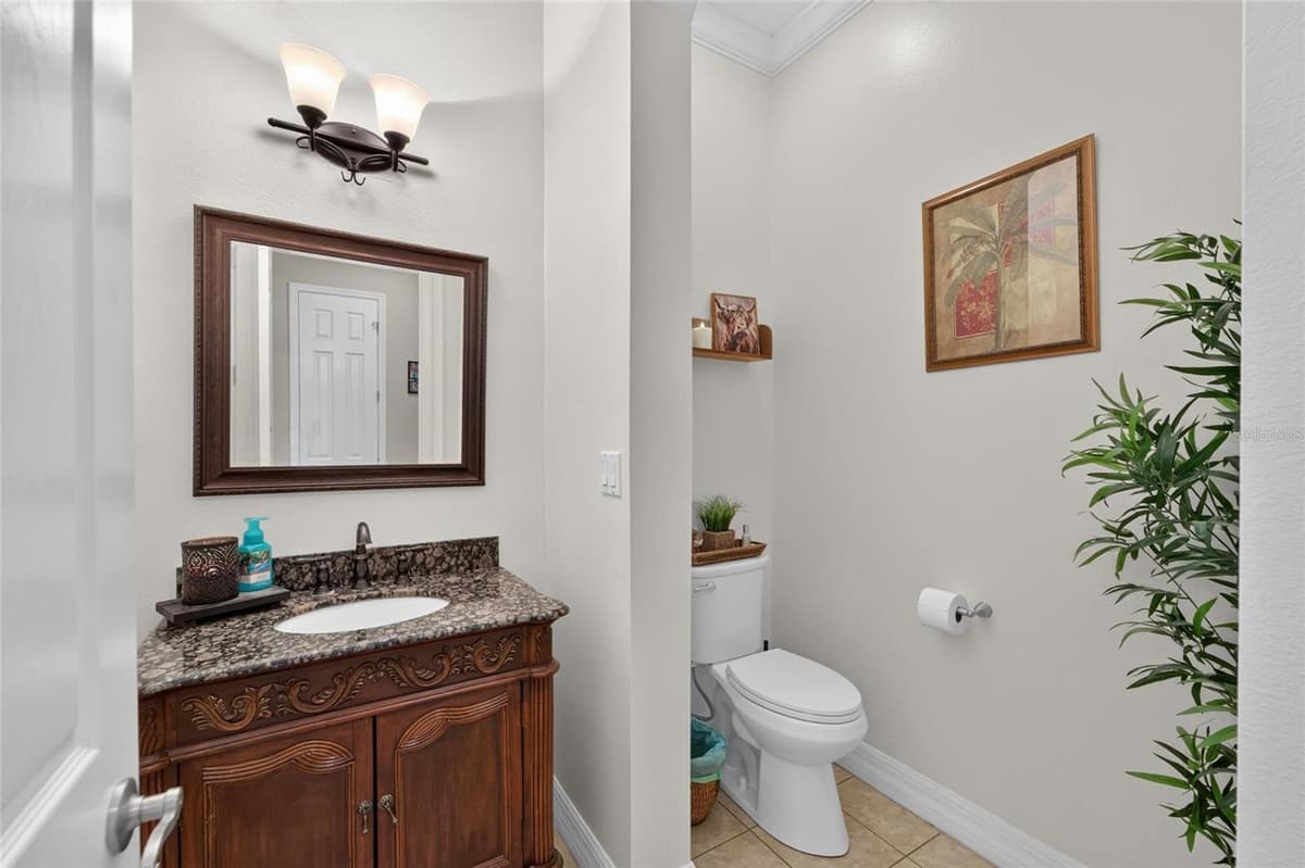 5207 LAKE VENICE DRIVE — photo 39 of 66