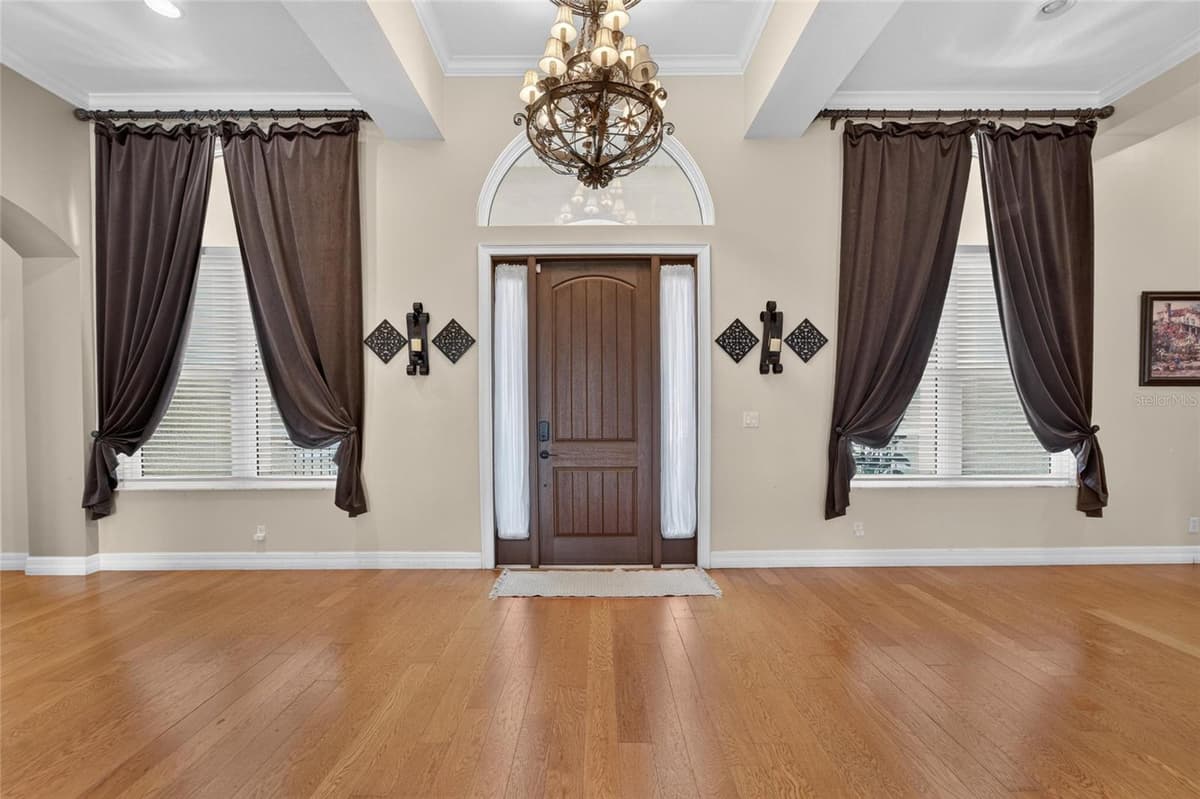 5207 LAKE VENICE DRIVE — photo 5 of 66
