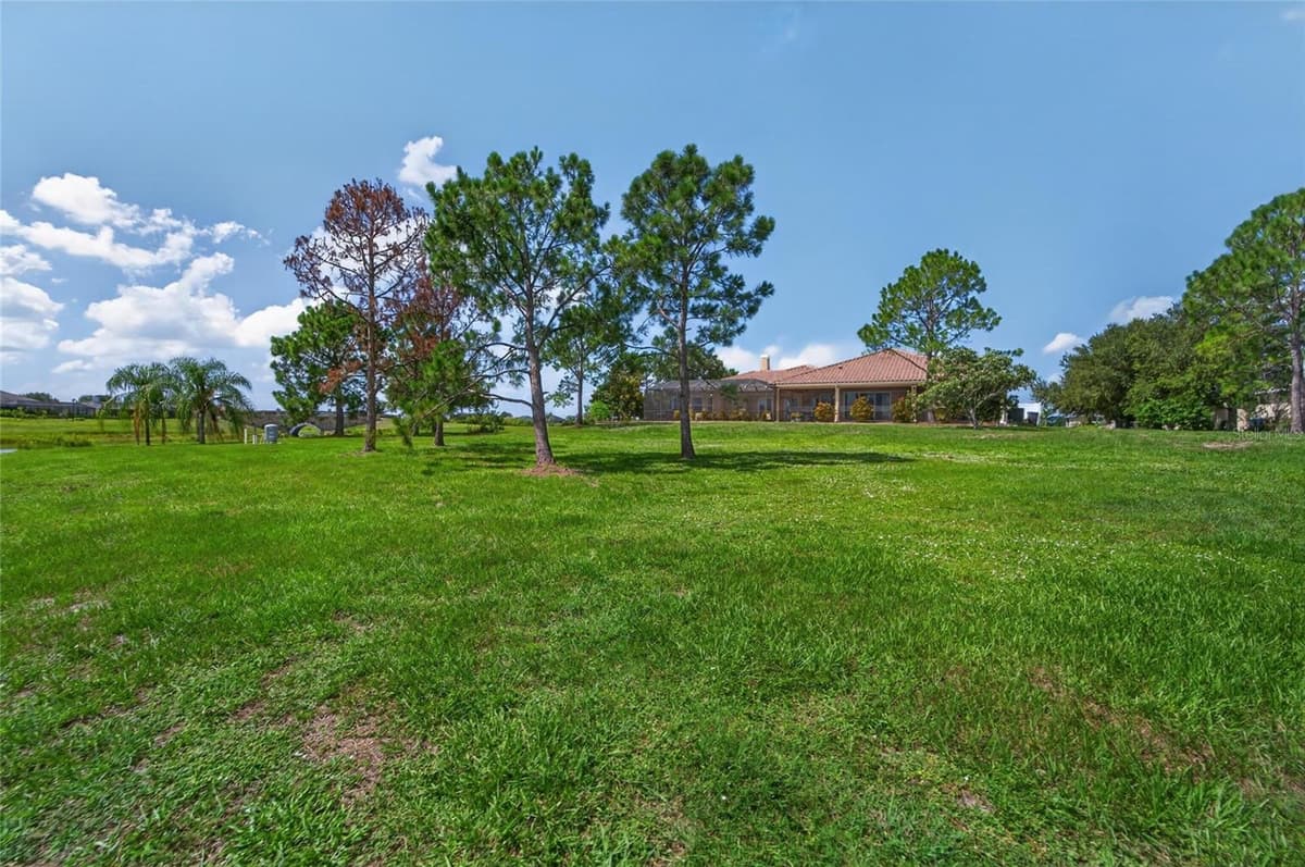 5207 LAKE VENICE DRIVE — photo 63 of 66