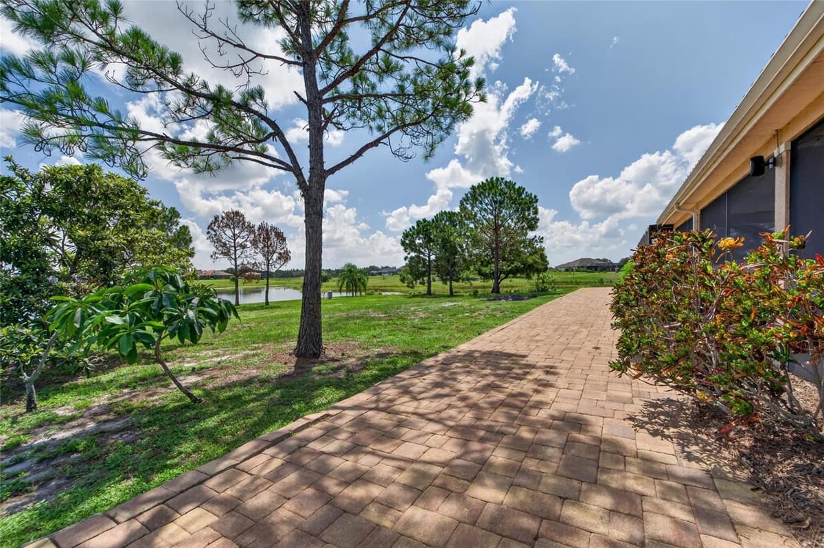 5207 LAKE VENICE DRIVE — photo 58 of 66