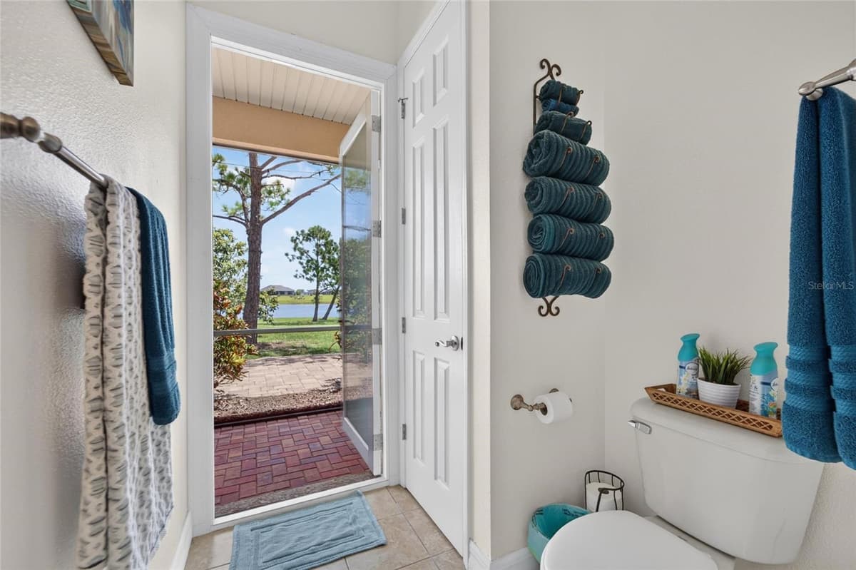 5207 LAKE VENICE DRIVE — photo 43 of 66
