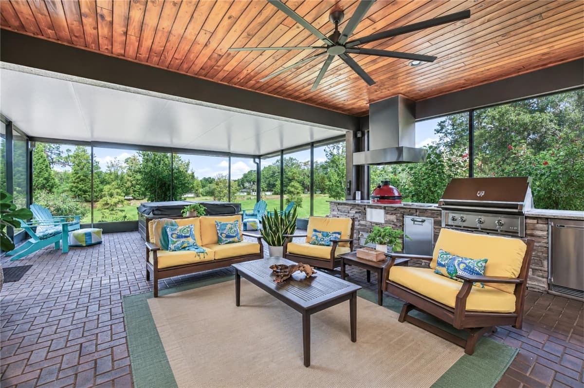 10405 TREE SKYLARK PLACE — photo 4 of 44
