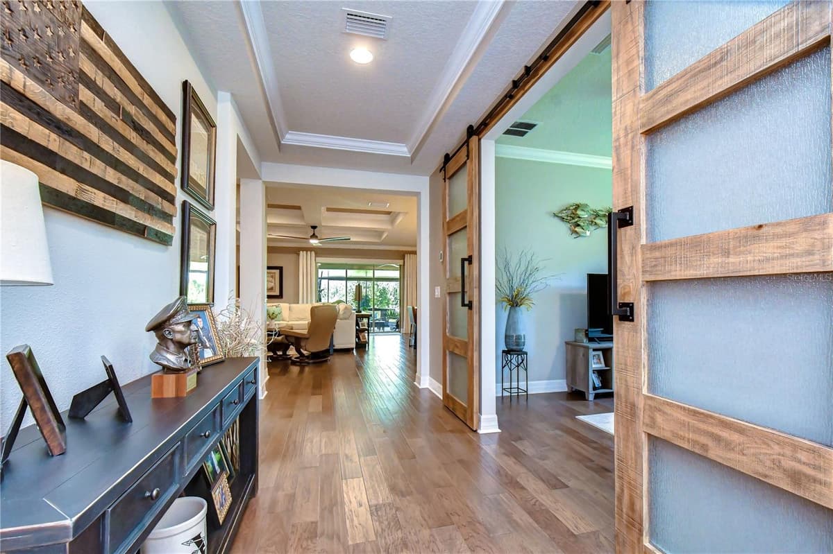 10405 TREE SKYLARK PLACE — photo 7 of 44