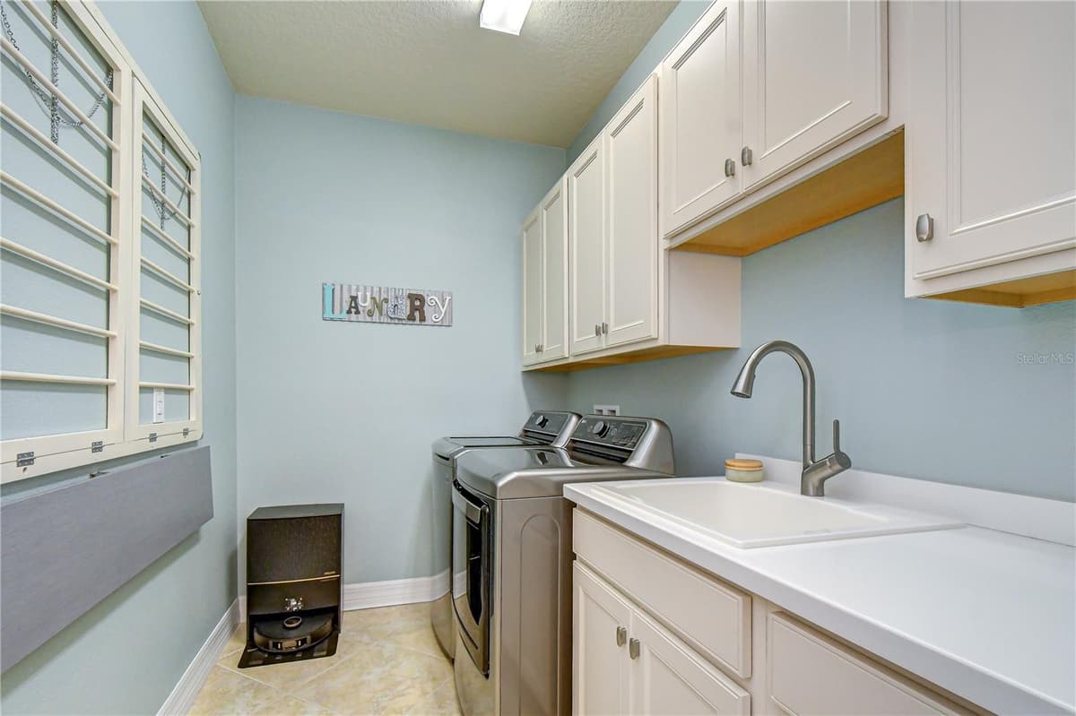 10405 TREE SKYLARK PLACE — photo 34 of 44