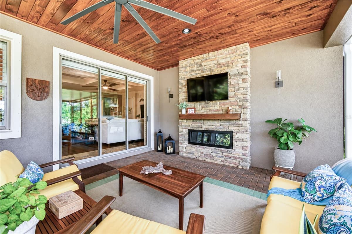 10405 TREE SKYLARK PLACE — photo 35 of 44