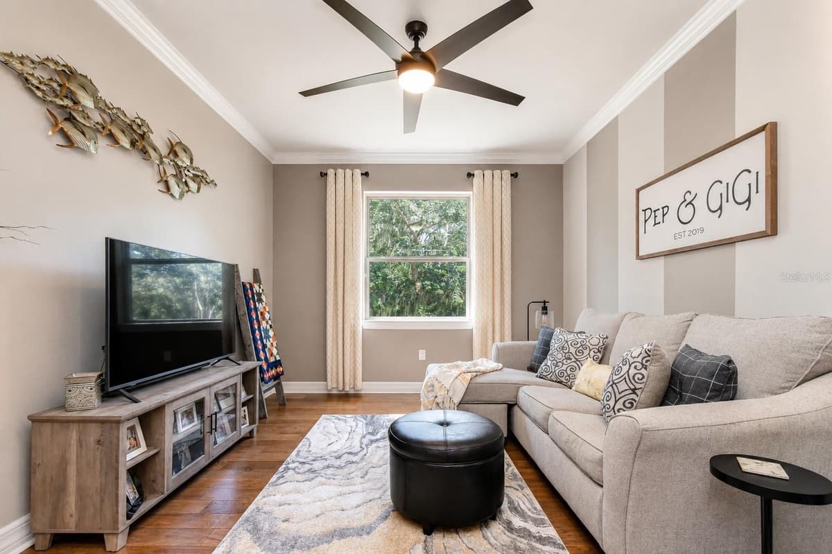 10405 TREE SKYLARK PLACE — photo 8 of 44