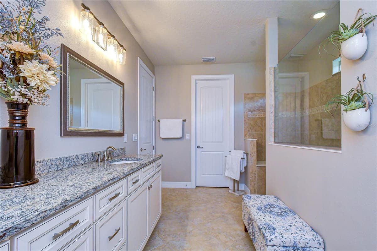 10405 TREE SKYLARK PLACE — photo 24 of 44