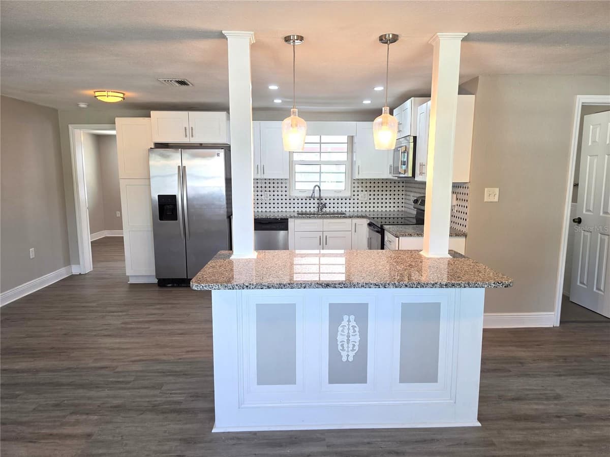 1051 MAYBURY DRIVE — photo 10 of 64